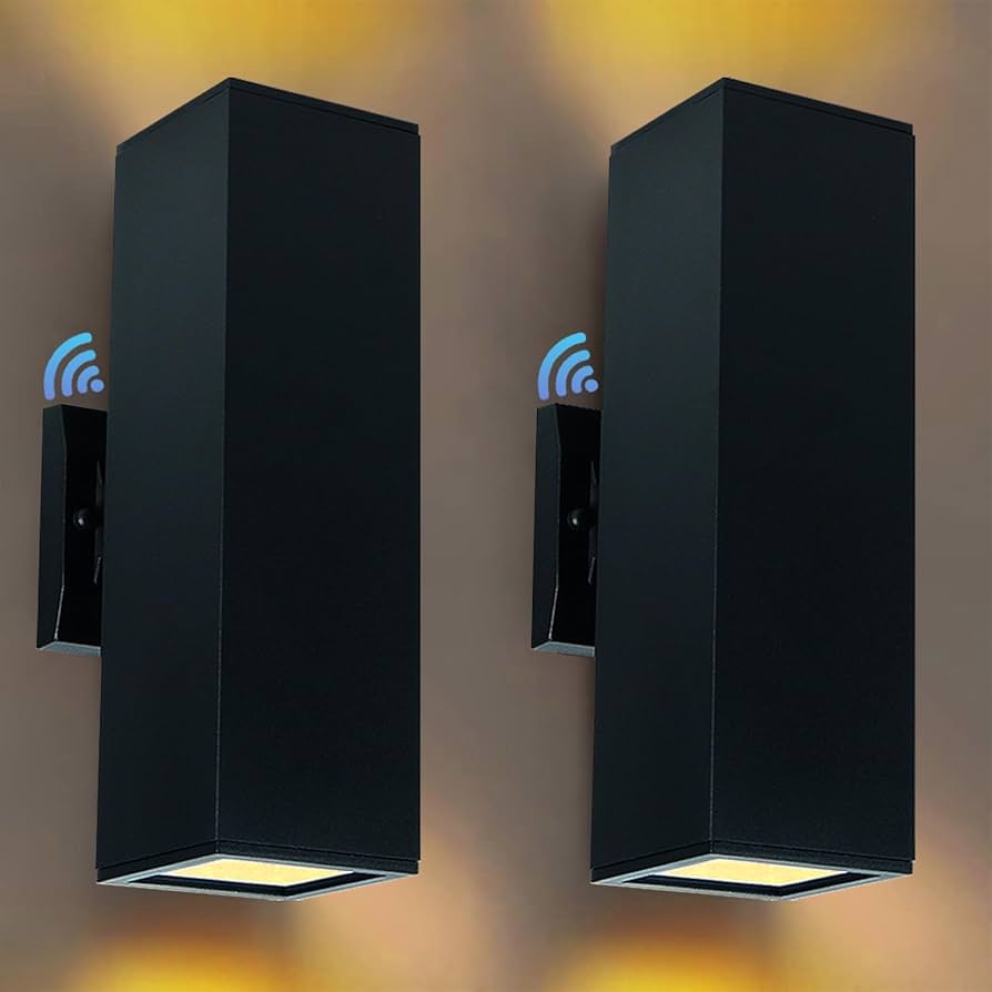 BLOCK WALL LIGHT-UP AND DOWN- BLACK